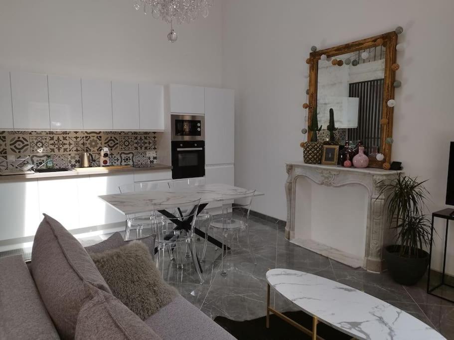 Appartement Proche Aeroport & Indret Бугуне Екстериор снимка
